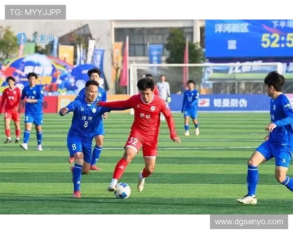 泰州与宿迁激烈对决 双方全力争夺地区足球荣誉战展开 泰州与宿迁激烈对决 双方全力争夺地区足球荣誉战展开