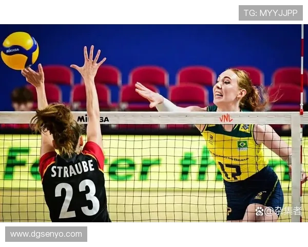 巴西沙滩女排对阵美国队精彩对决引发热烈关注与期待