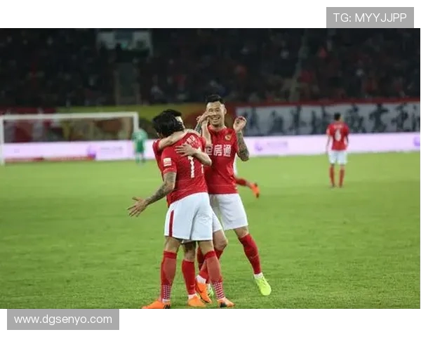 广州恒大主场迎战大连一方力争三分争夺联赛冠军荣耀