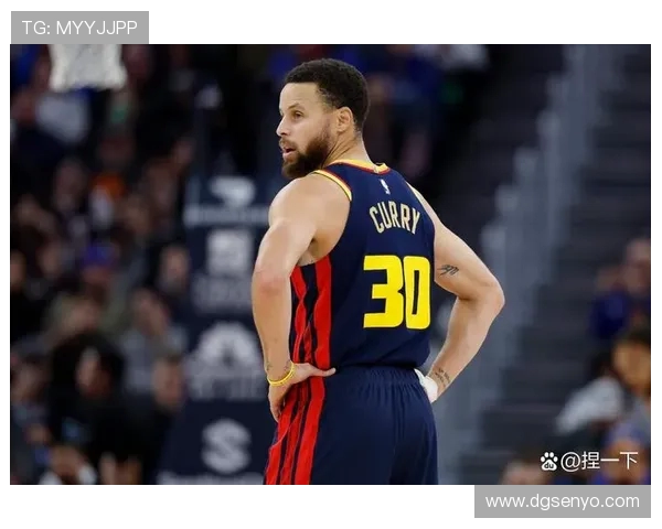 库里三分球总数突破四千大关再创历史新纪录成为第一人荣耀加身